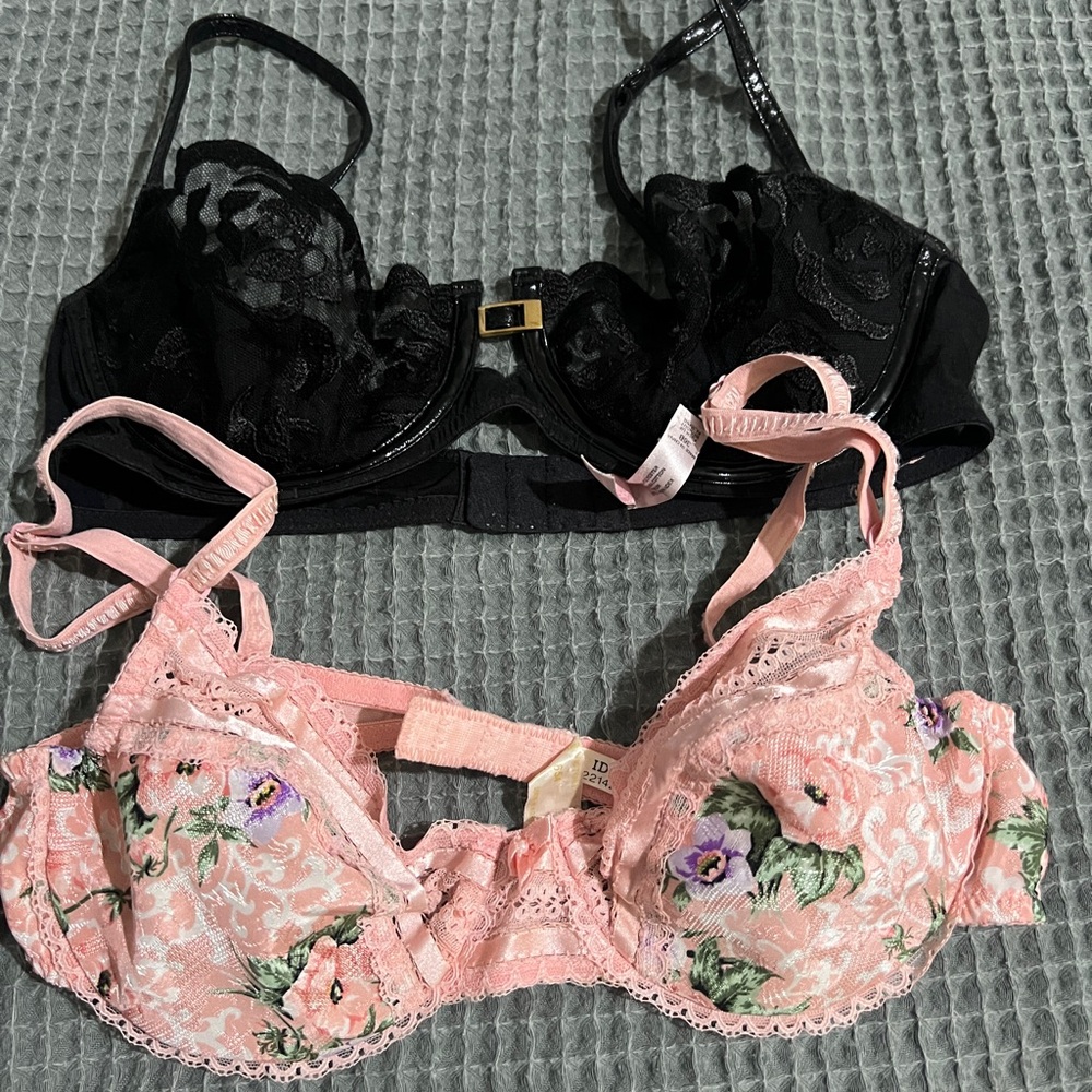 Victoria's Secret Black and Pink Floral Lace Bras